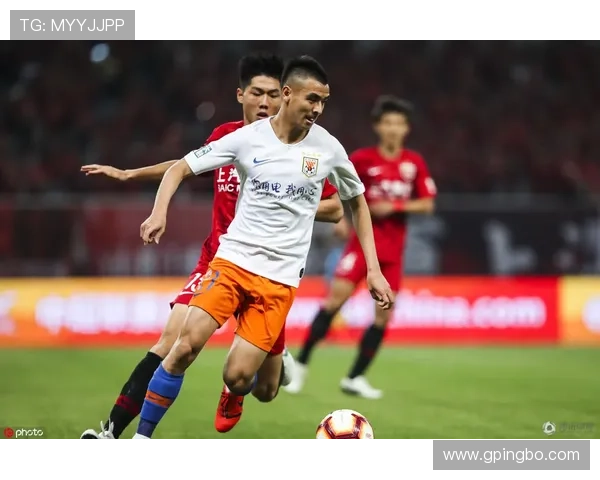 红牌判罚到底有多严？详细解读标准和裁判心态变化